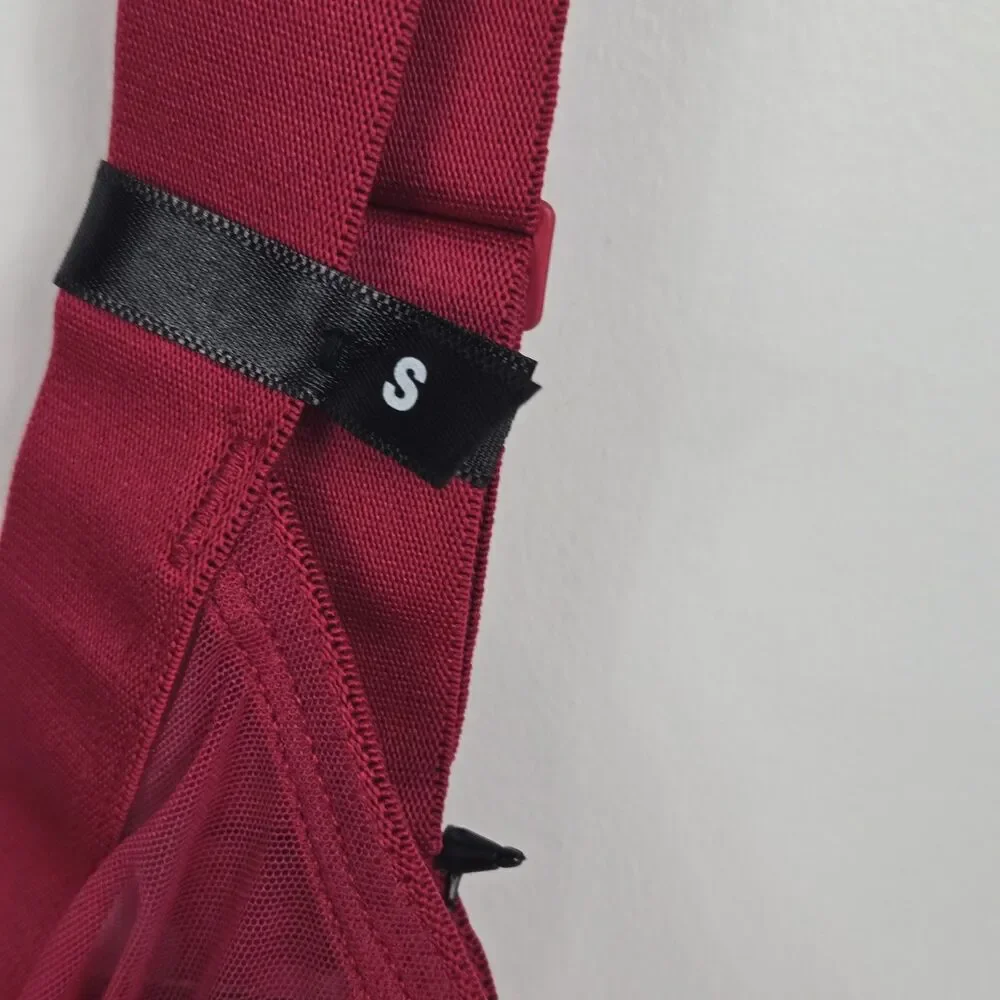 DKNY Women's Size Small Red Soft Cup Triangle‎ Sheers Bralette NWT